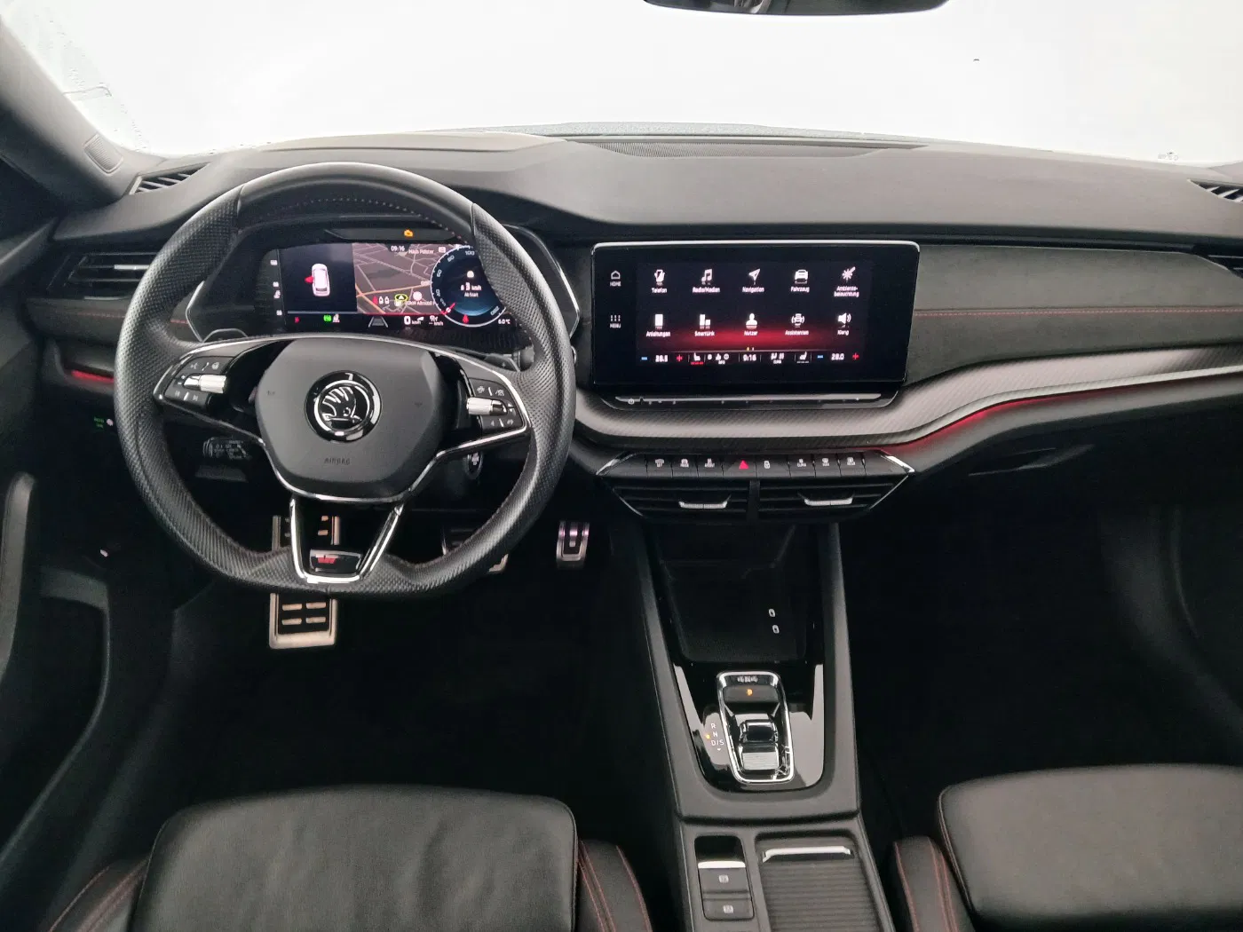 Skoda Octavia Combi 2.0 TDI RS | Bild 9 von 31