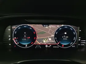 Skoda Octavia Combi 2.0 TDI RS | Thumbnail 10 von 31