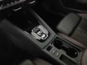 Skoda Octavia Combi 2.0 TDI RS | Thumbnail 24 von 31