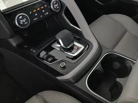 Jaguar E-Pace 2.0DI4 D165 R-Dynamic S Aut. | Thumbnail 27 von 29