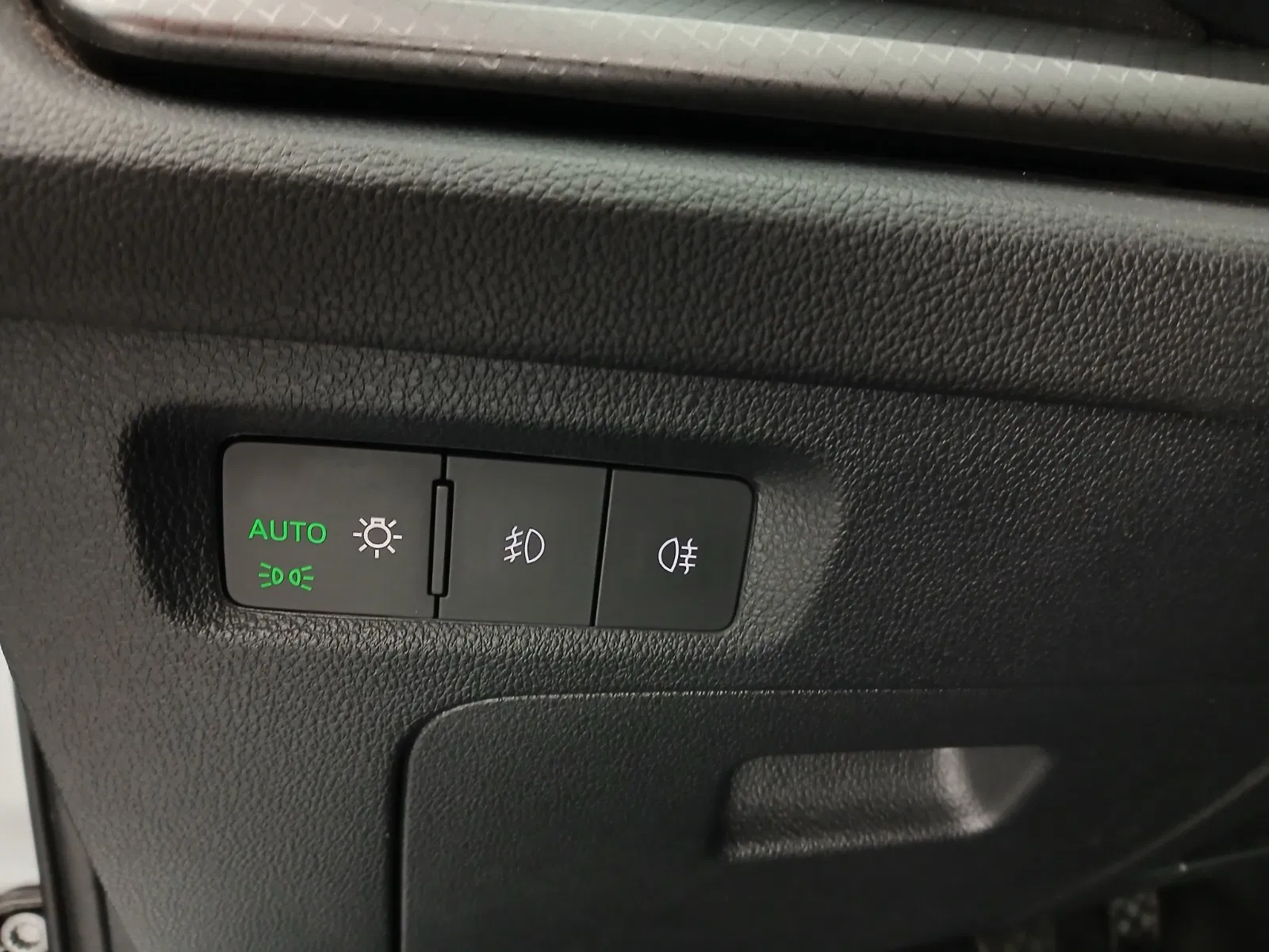 Skoda Octavia Combi 2.0 TDI Ambition | Bild 12 von 28