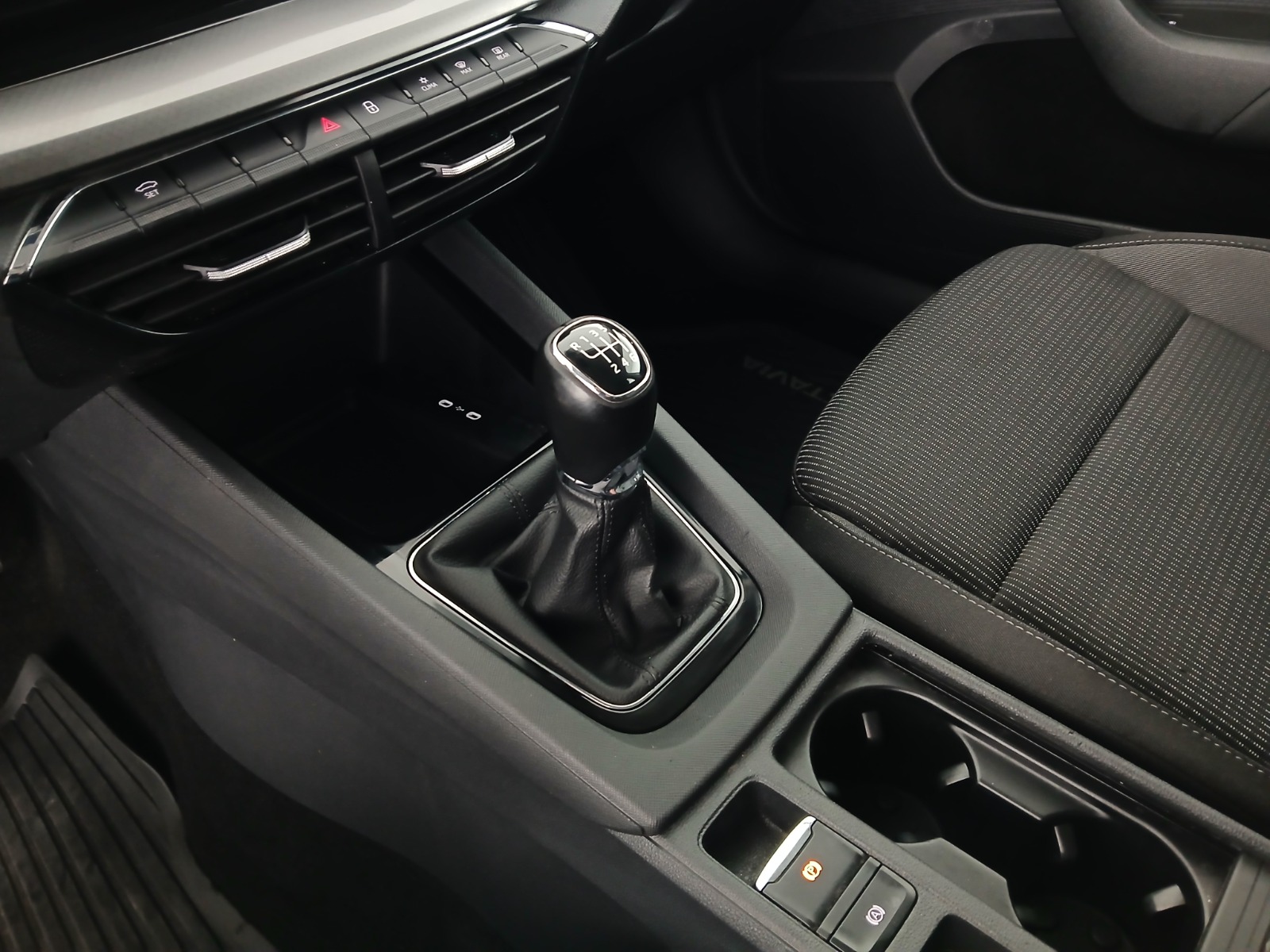 Skoda Octavia Combi 2.0 TDI Ambition | Thumbnail 26 von 28