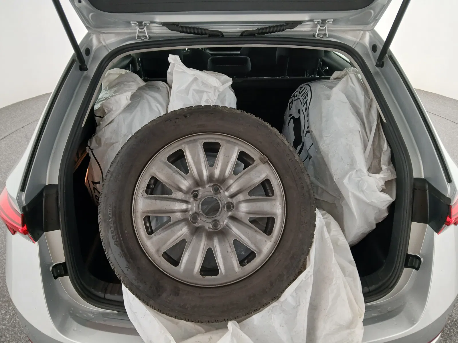 Skoda Octavia Combi 2.0 TDI Ambition | Bild 28 von 28