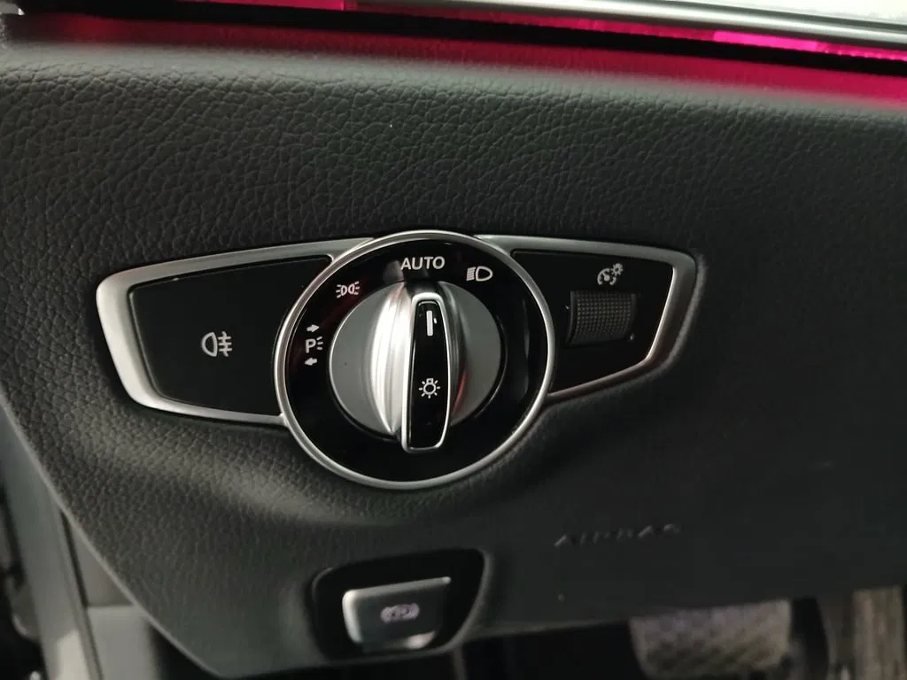 Mercedes-Benz E 200 d T Aut. | Bild 11 von 27