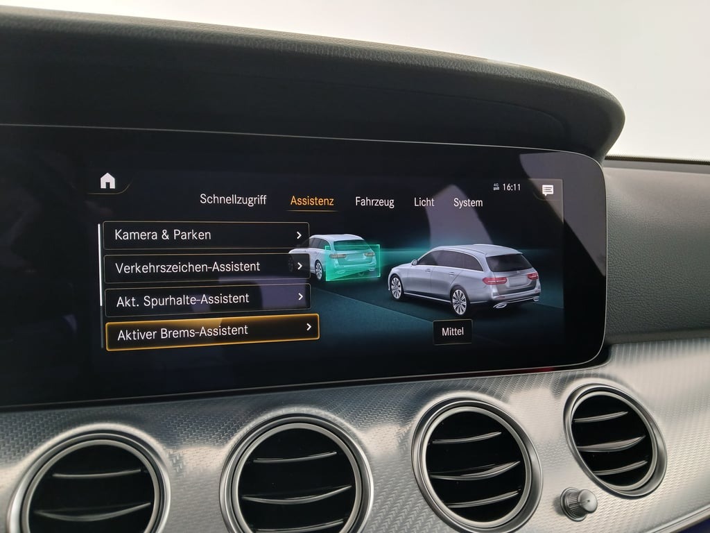 Mercedes-Benz E 200 d T Aut. | Thumbnail 18 von 26