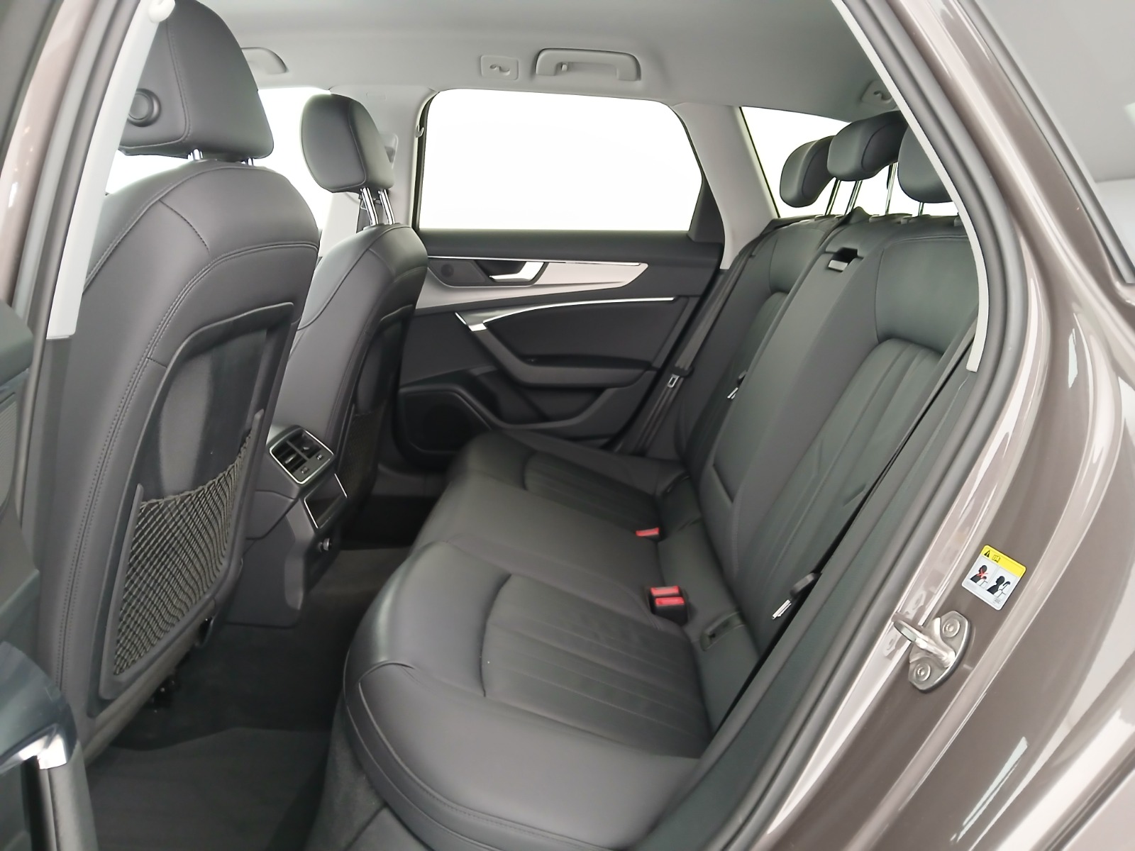 Audi A6 Avant 35 2.0 TDI sport | Thumbnail 27 von 30