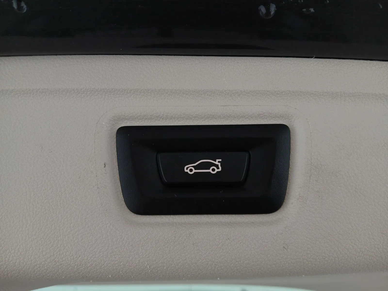 BMW 318d 48 V Touring Aut. | Bild 29 von 30