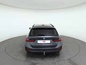 BMW 318d 48 V Touring Aut. | Thumbnail 4 von 30