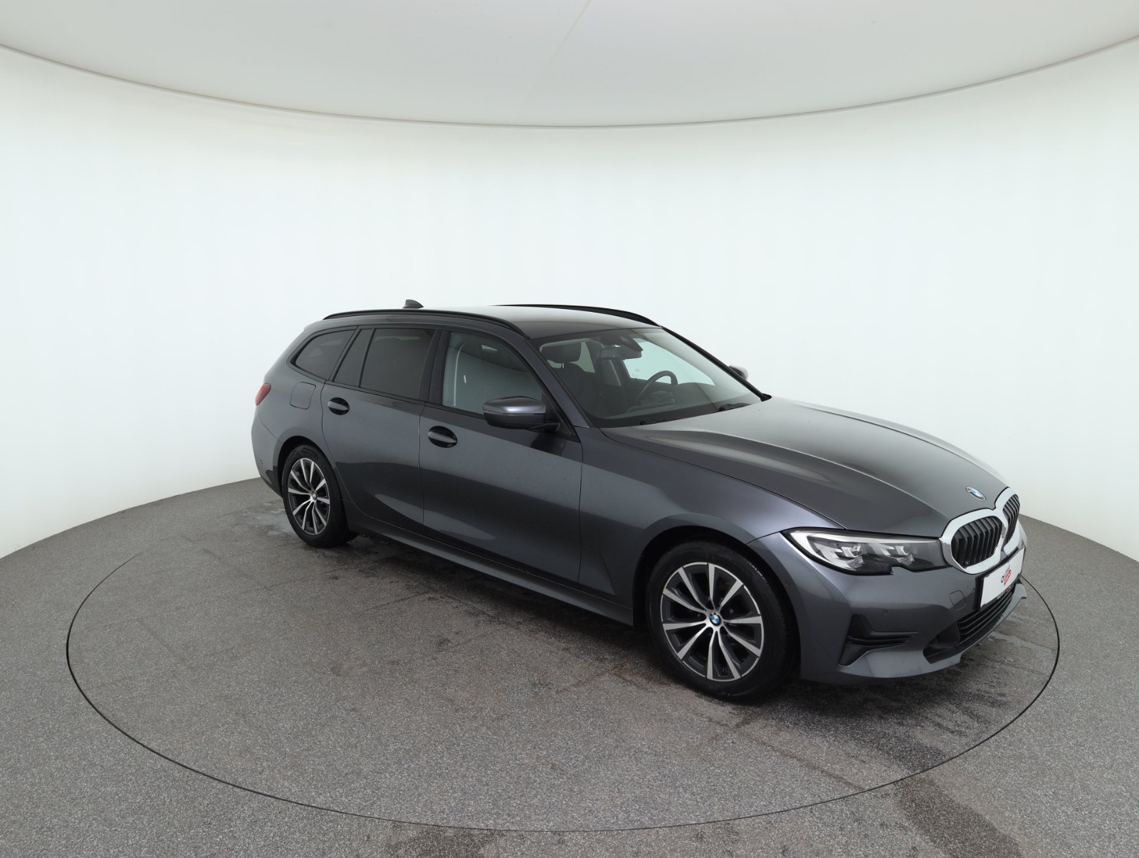 BMW 318d 48 V Touring Aut. | Thumbnail 7 von 30