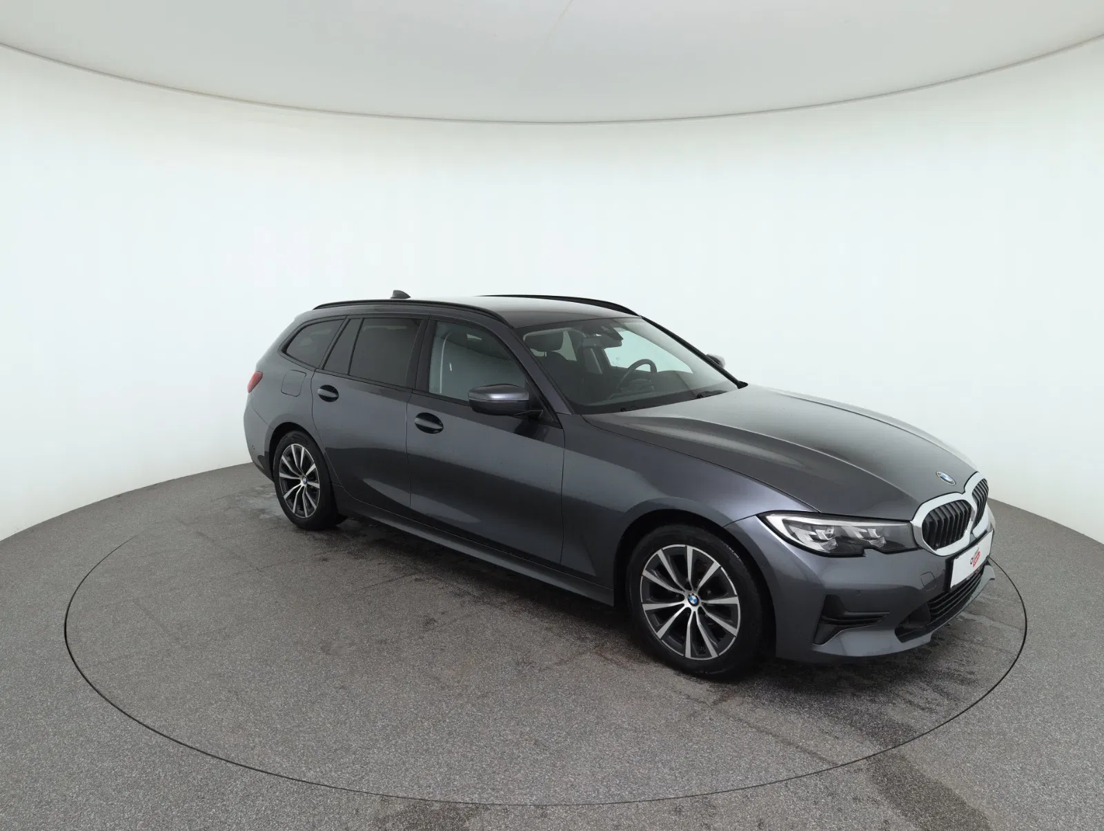 BMW 318d 48 V Touring Aut. | Bild 7 von 30