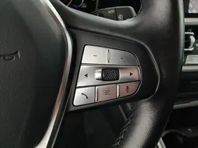 BMW 318d 48 V Touring Aut. | Thumbnail 17 von 30