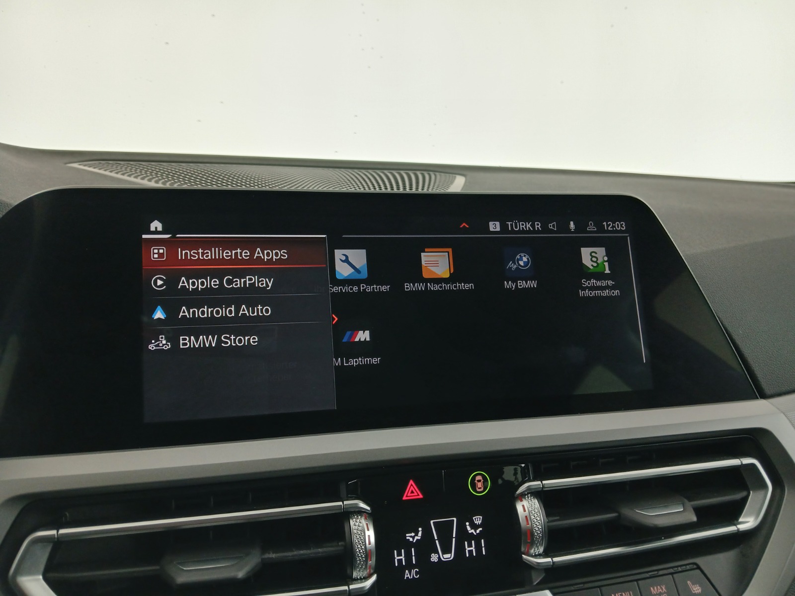 BMW 318d 48 V Touring Aut. | Thumbnail 19 von 30