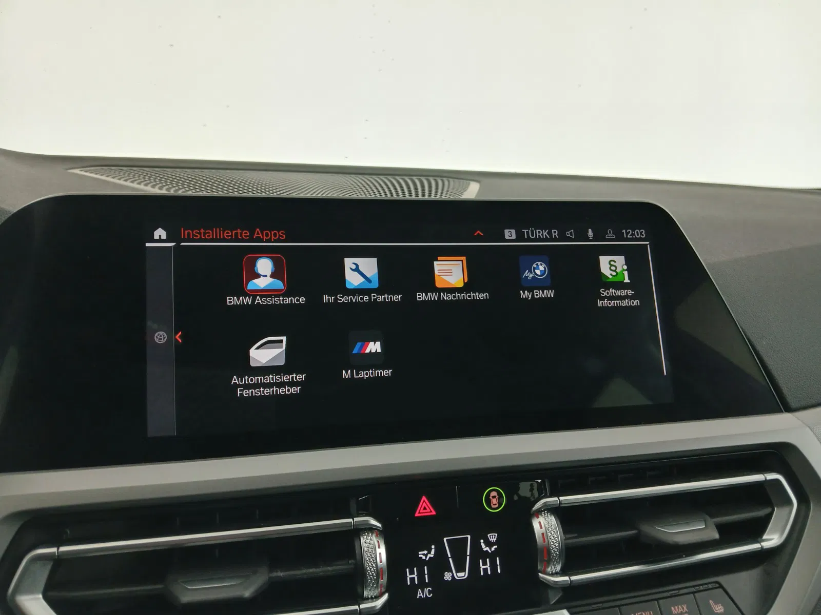 BMW 318d 48 V Touring Aut. | Bild 20 von 30