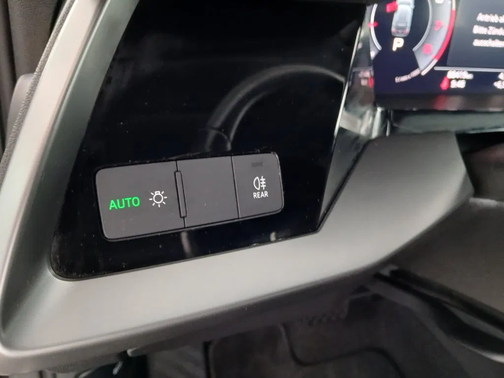 Audi A3 Sportback 35 TFSI advanced ext. | Bild 12 von 28