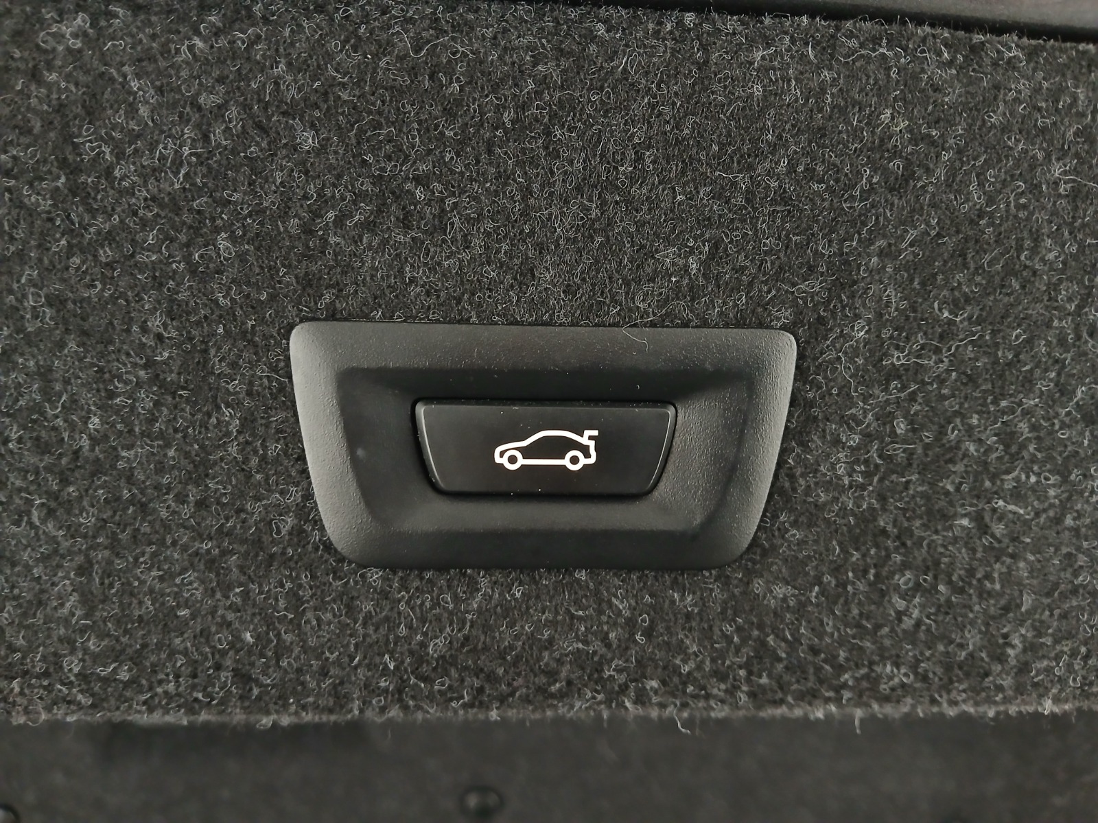 BMW 316d 48 V | Thumbnail 29 von 29