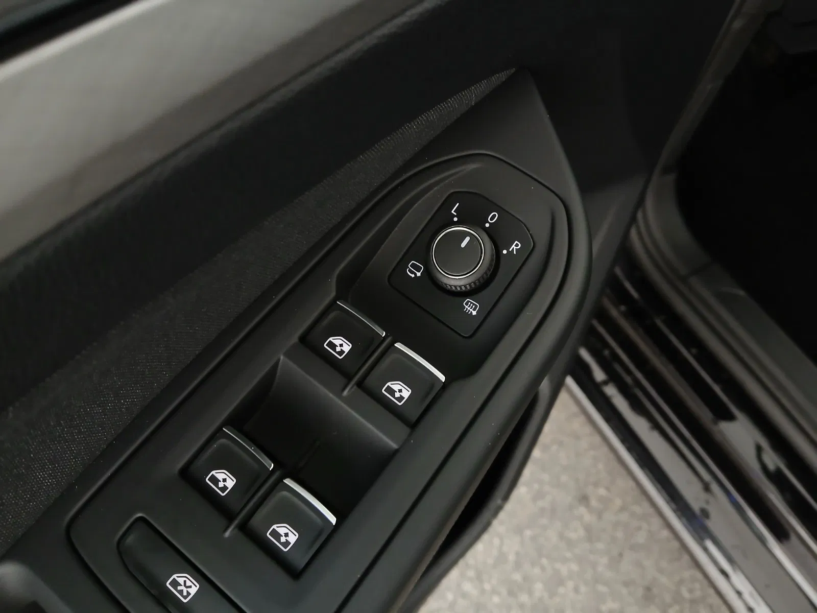 VW Golf VIII Variant 2.0 TDI Life | Bild 11 von 28