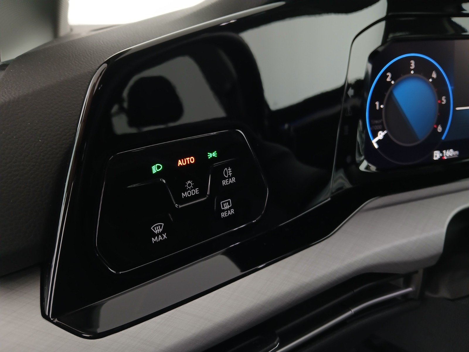 VW Golf VIII Variant 2.0 TDI Life | Thumbnail 12 von 28