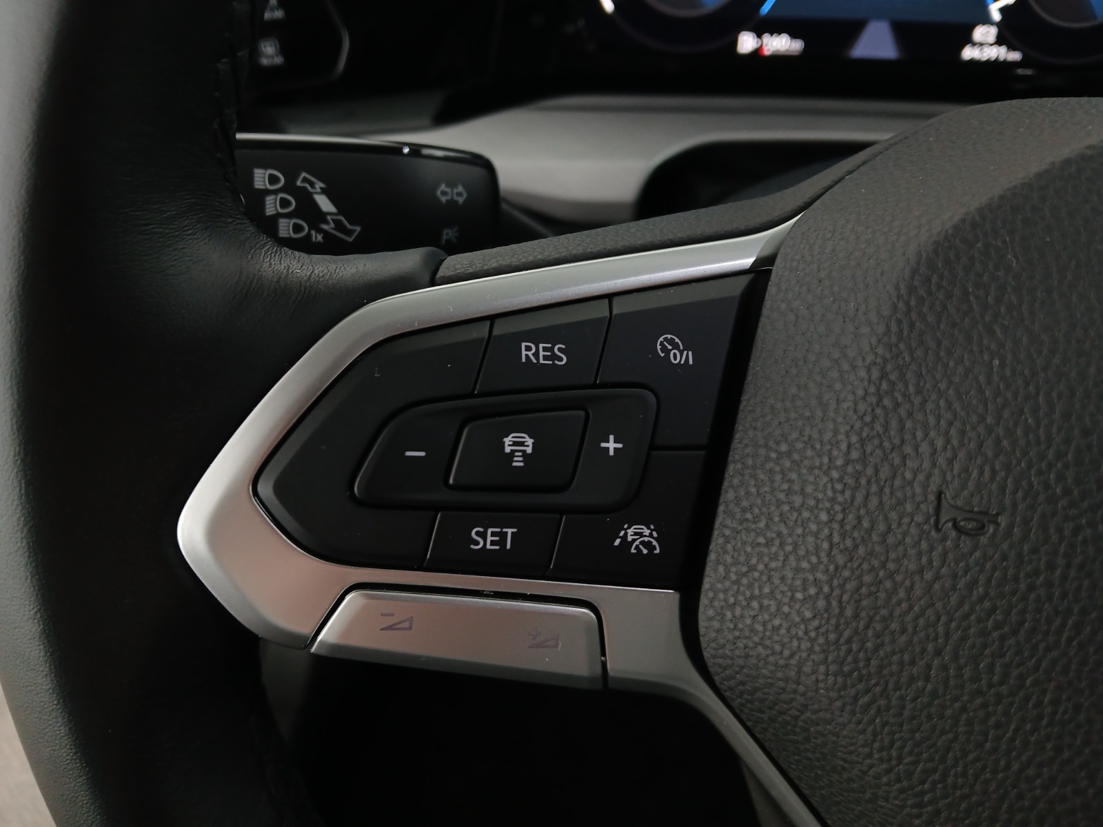 VW Golf VIII Variant 2.0 TDI Life | Thumbnail 16 von 28