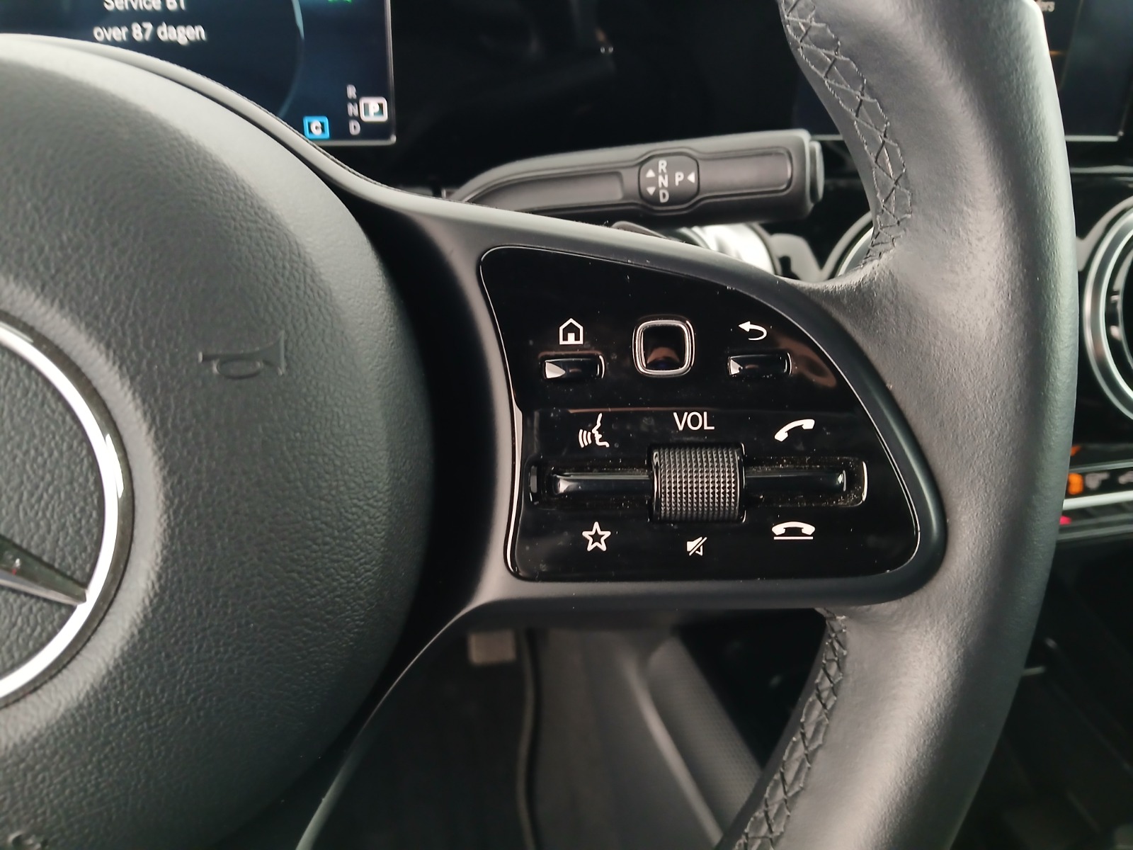 Mercedes-Benz GLB 200 d Aut. | Thumbnail 17 von 30