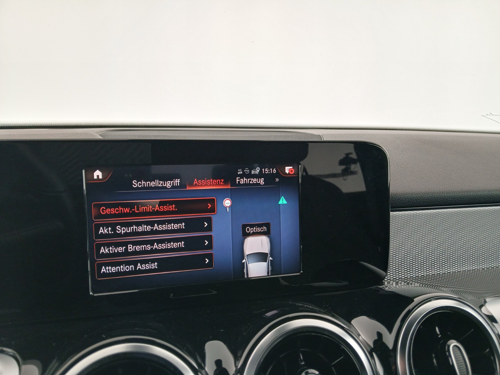 Mercedes-Benz GLB 200 d Aut. | Thumbnail 20 von 30