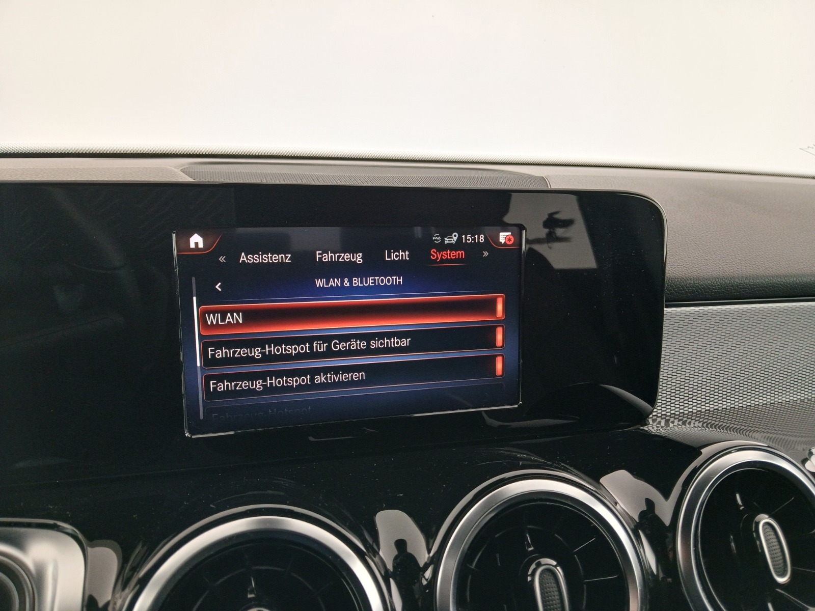 Mercedes-Benz GLB 200 d Aut. | Thumbnail 23 von 30