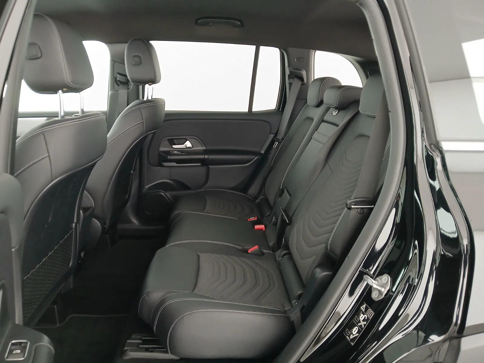 Mercedes-Benz GLB 200 d Aut. | Bild 26 von 30