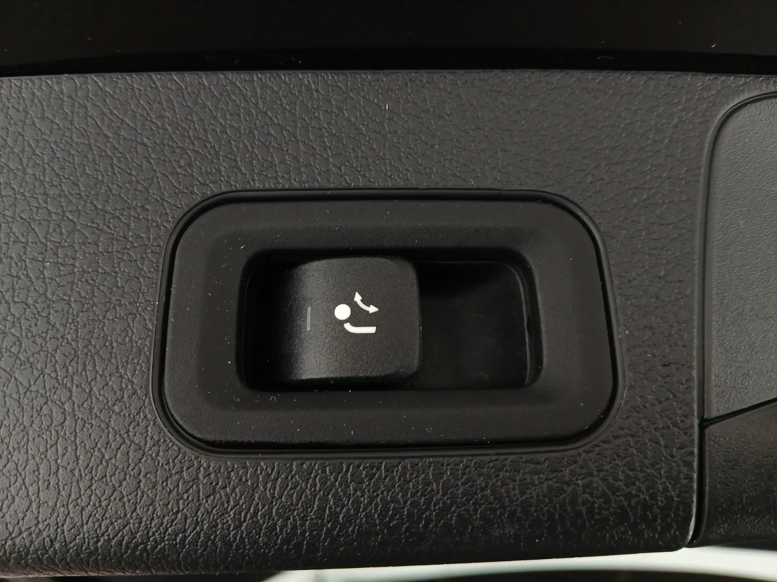 Mercedes-Benz GLB 200 d Aut. | Bild 29 von 30