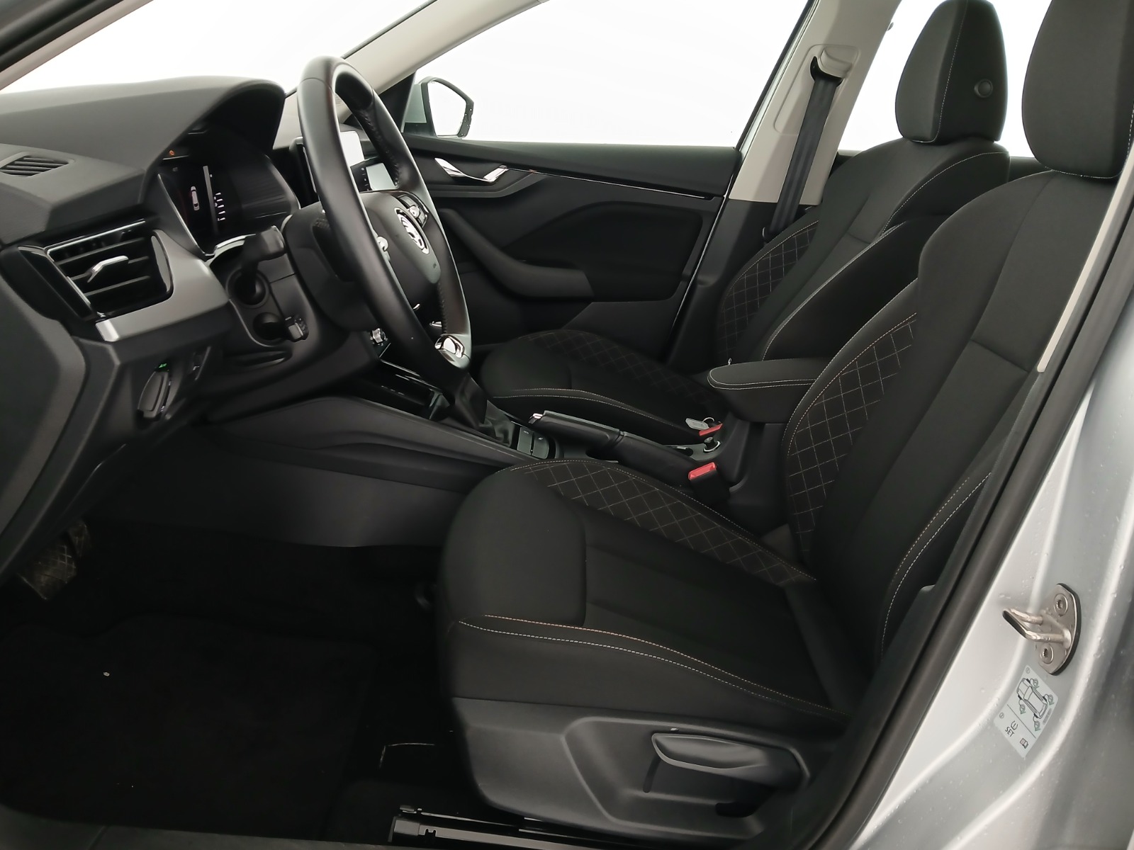 Skoda Kamiq 1.0 TSI Ambition | Thumbnail 13 von 28