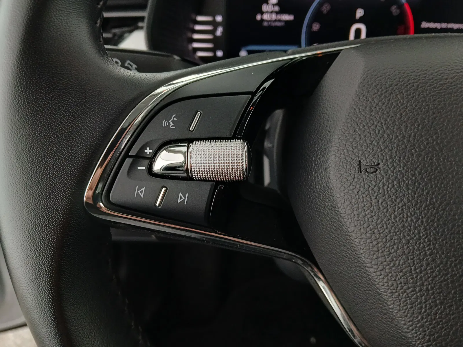 Skoda Kamiq 1.0 TSI Ambition | Bild 16 von 28