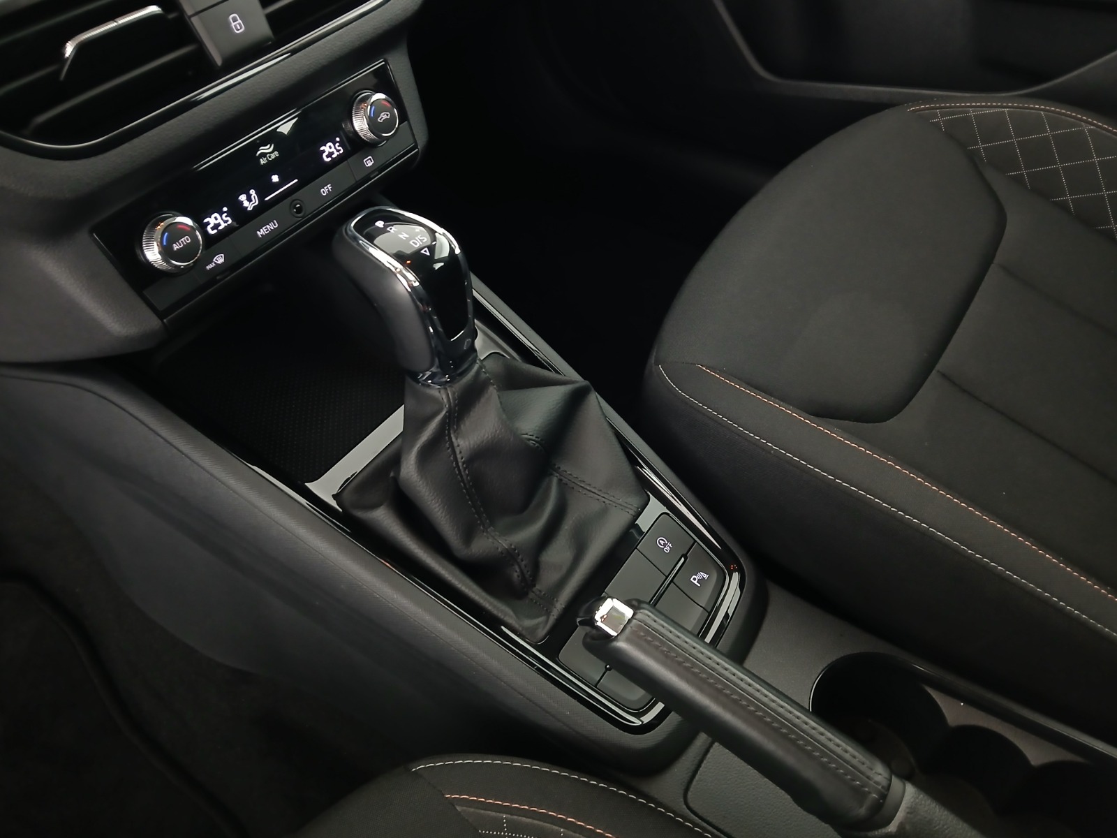 Skoda Kamiq 1.0 TSI Ambition | Thumbnail 26 von 28