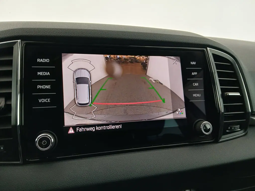 Skoda Karoq 2.0 TDI Ambition | Bild 24 von 30