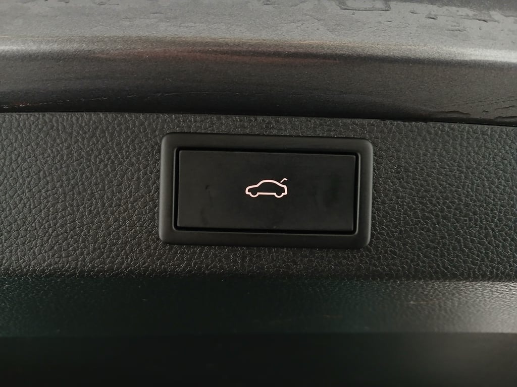 Skoda Karoq 2.0 TDI Ambition | Bild 30 von 30