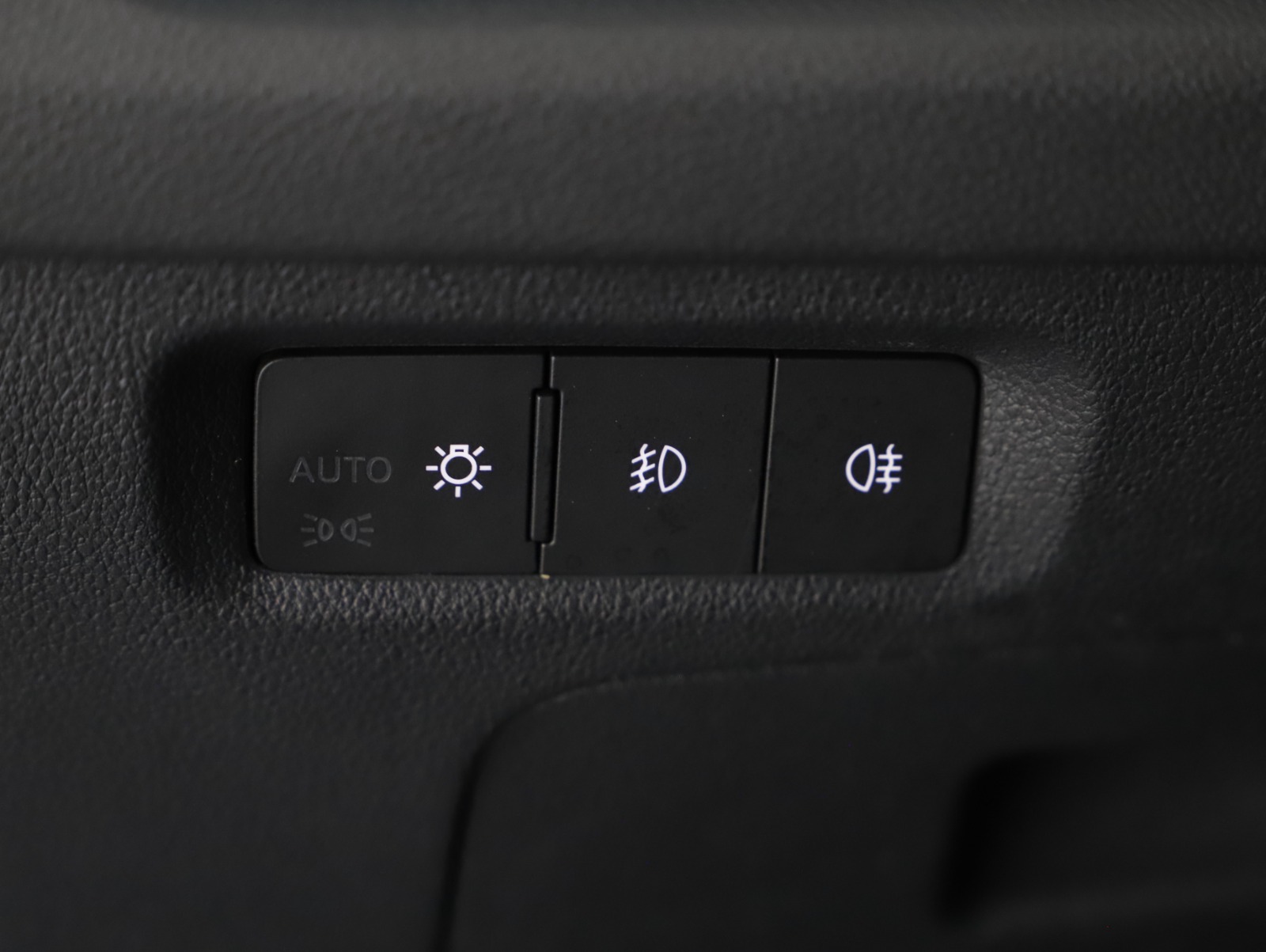 Skoda Octavia Combi 2.0 TSI RS | Bild 12 von 30