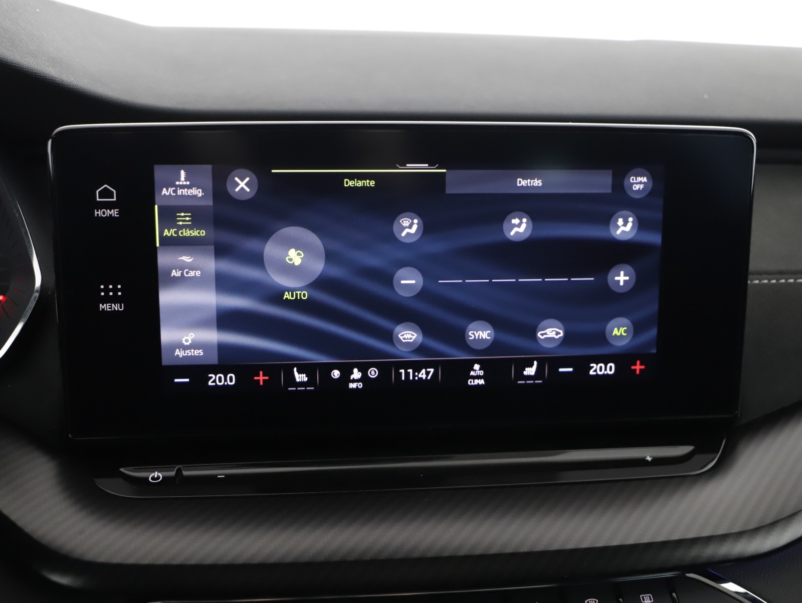 Skoda Octavia Combi 2.0 TSI RS | Bild 23 von 30