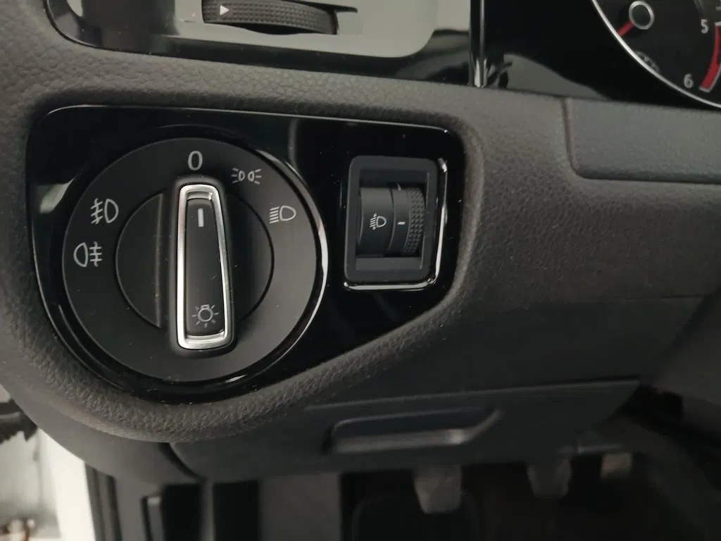 VW Golf VII 2.0 TDI BMT Highline | Bild 12 von 26