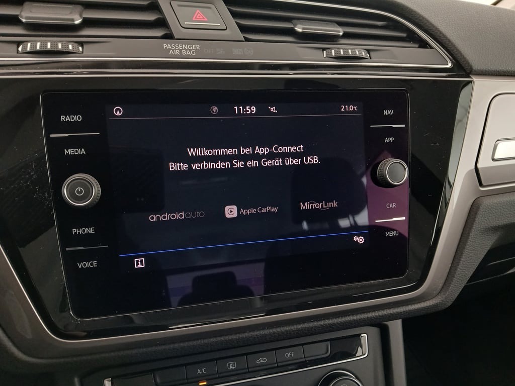 VW Touran 2.0 TDI BMT | Bild 19 von 28