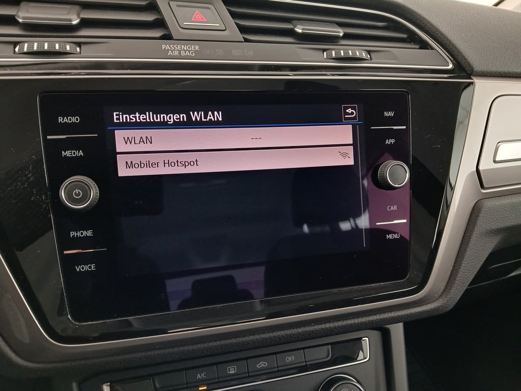 VW Touran 2.0 TDI BMT | Bild 24 von 28