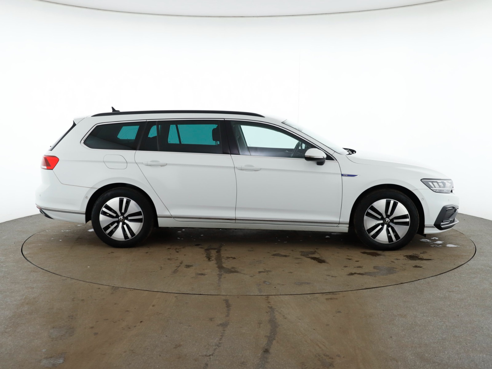 VW Passat Variant 1.4 TSI  GTE | Thumbnail 4 von 25