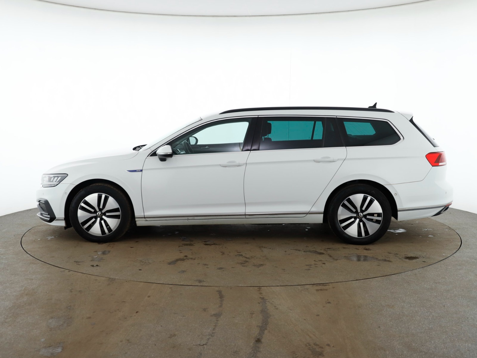 VW Passat Variant 1.4 TSI  GTE | Thumbnail 8 von 25