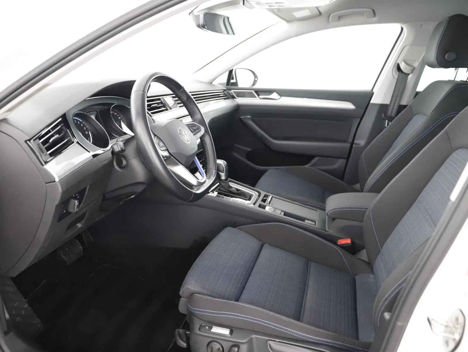 VW Passat Variant 1.4 TSI GTE | Bild 13 von 25