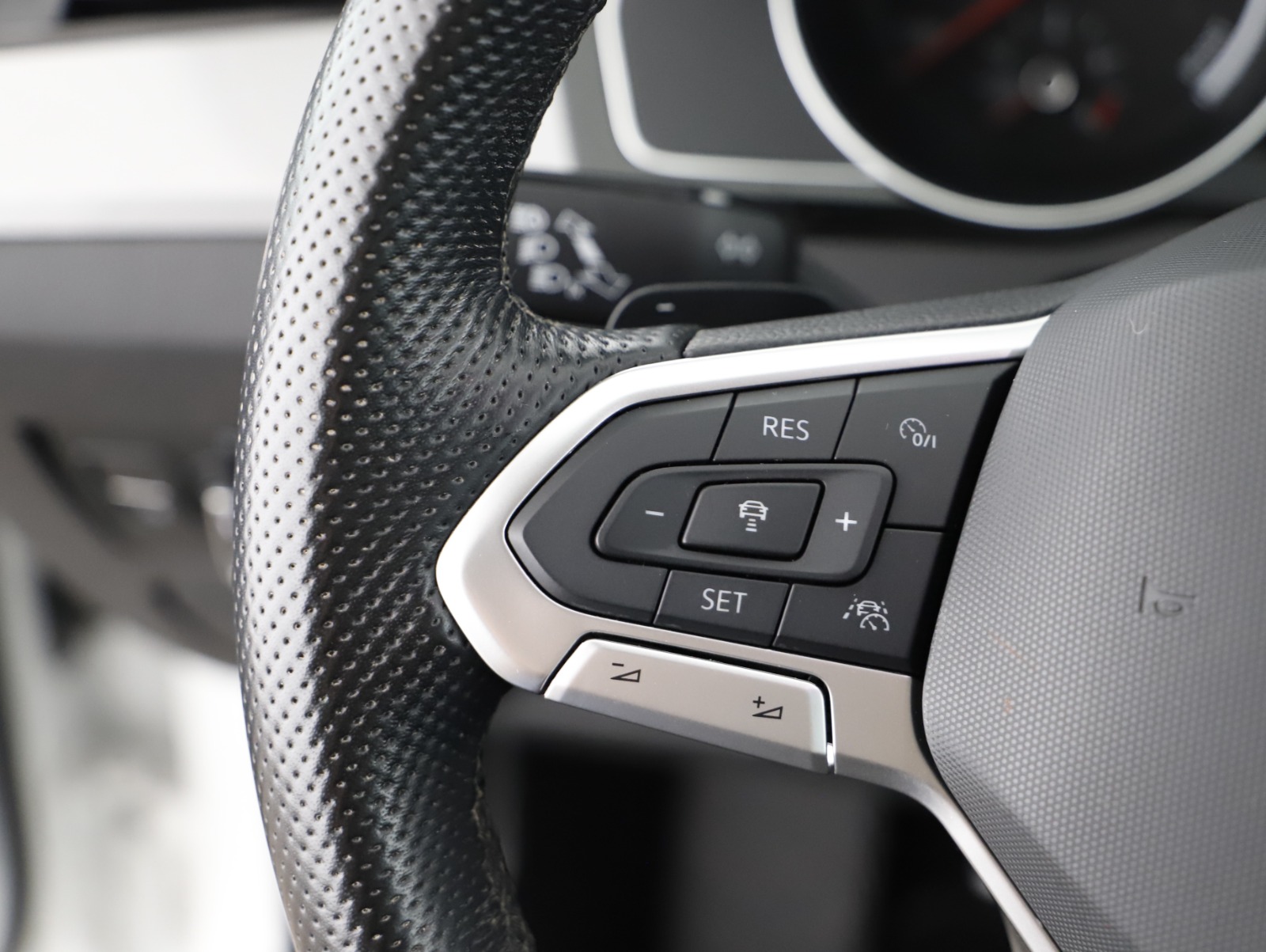 VW Passat Variant 1.4 TSI  GTE | Thumbnail 17 von 25