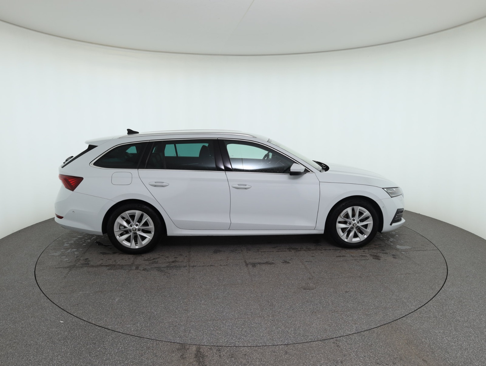 Skoda Octavia Combi 1.5 TSI ACT e-TEC Style | Bild 4 von 30