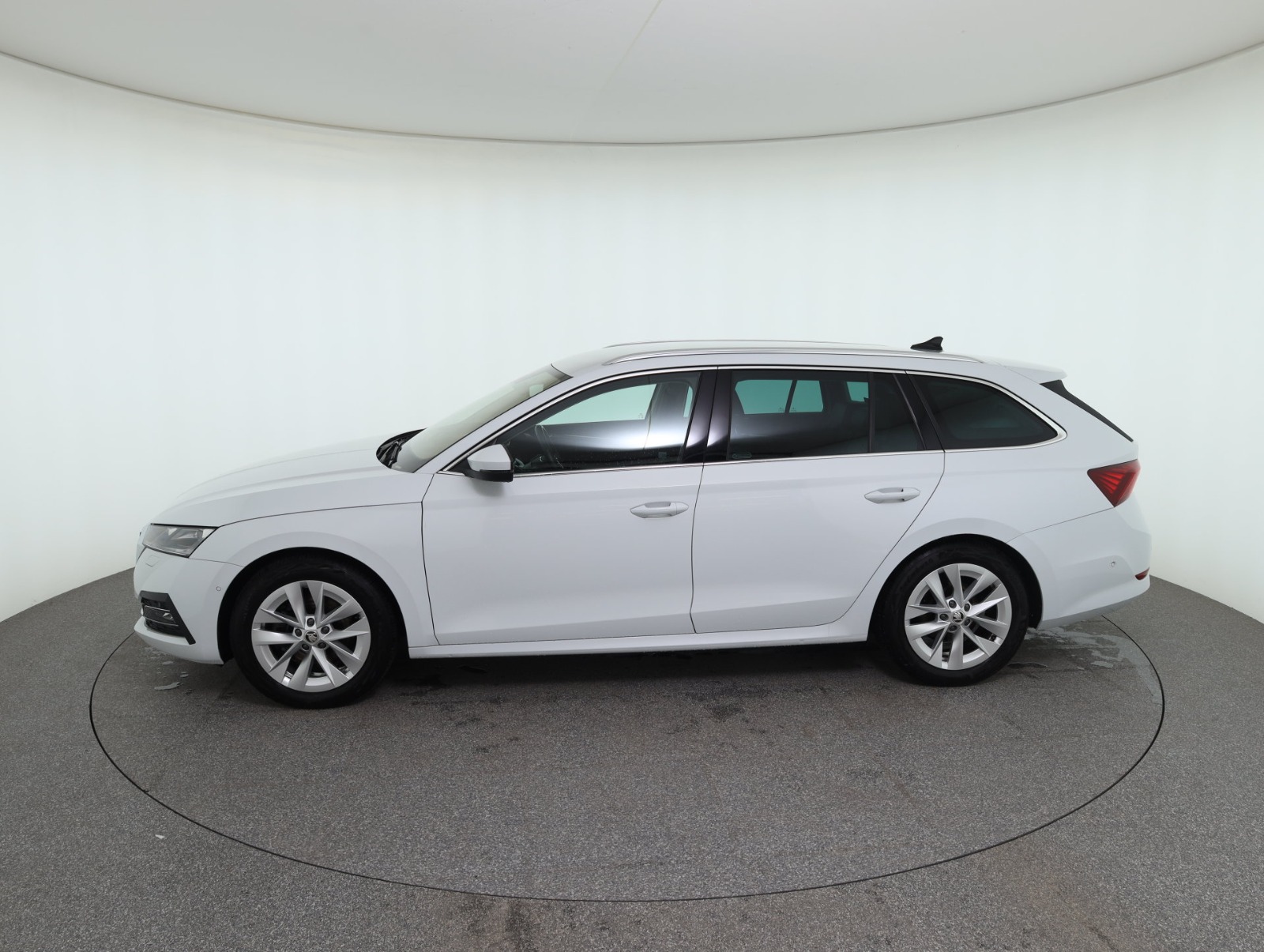 Skoda Octavia Combi 1.5 TSI ACT e-TEC Style | Bild 8 von 30