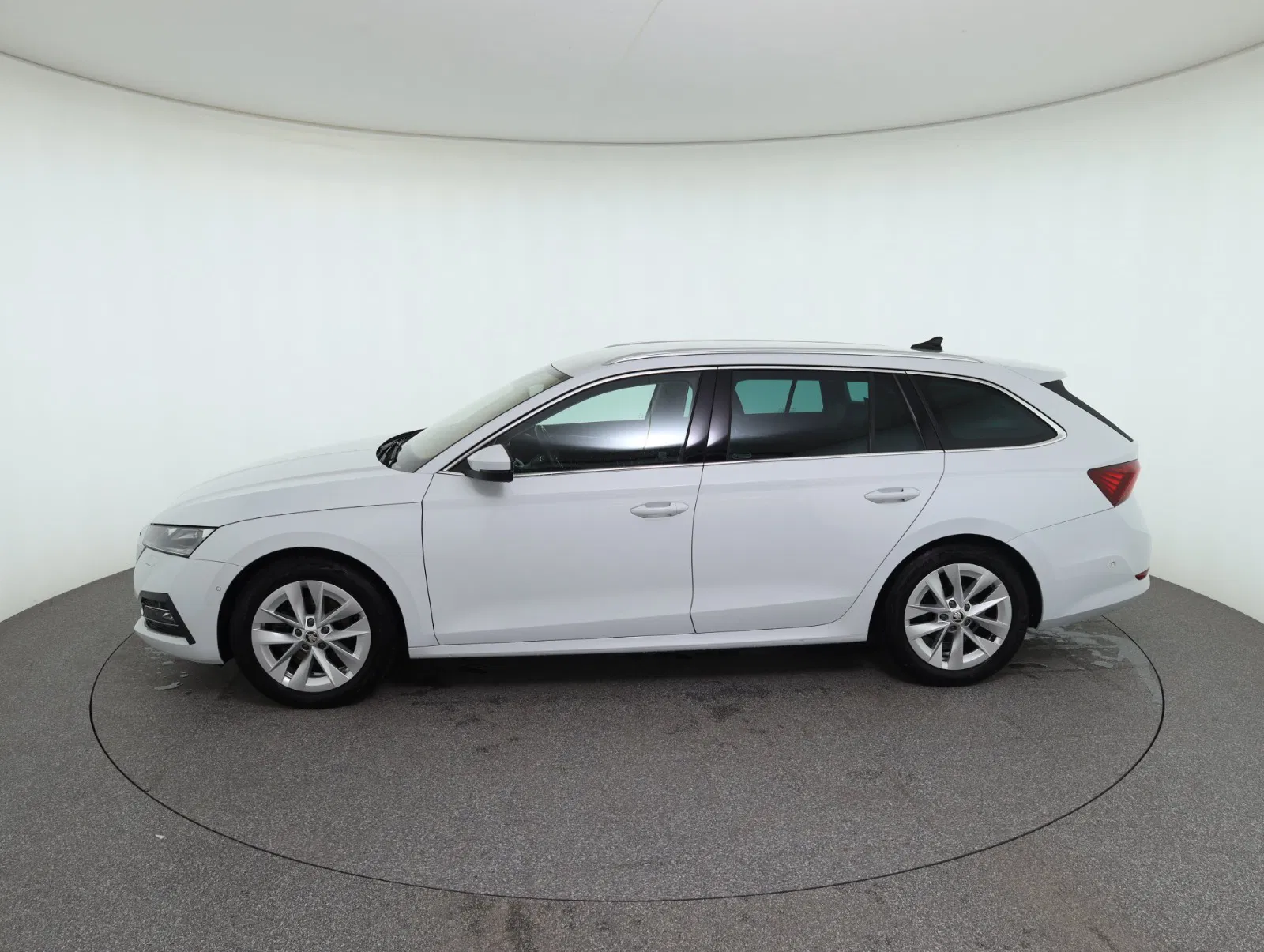Skoda Octavia Combi 1.5 TSI ACT e-TEC Style | Bild 8 von 30