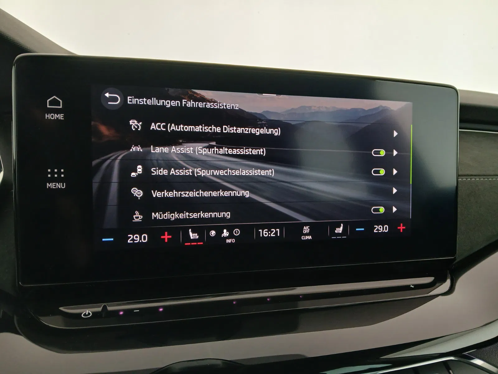 Skoda Octavia Combi 1.5 TSI ACT e-TEC Style | Bild 23 von 30