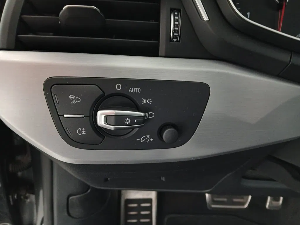 Audi A5 Sportback 2.0 SB 35 TFSI | Bild 12 von 28