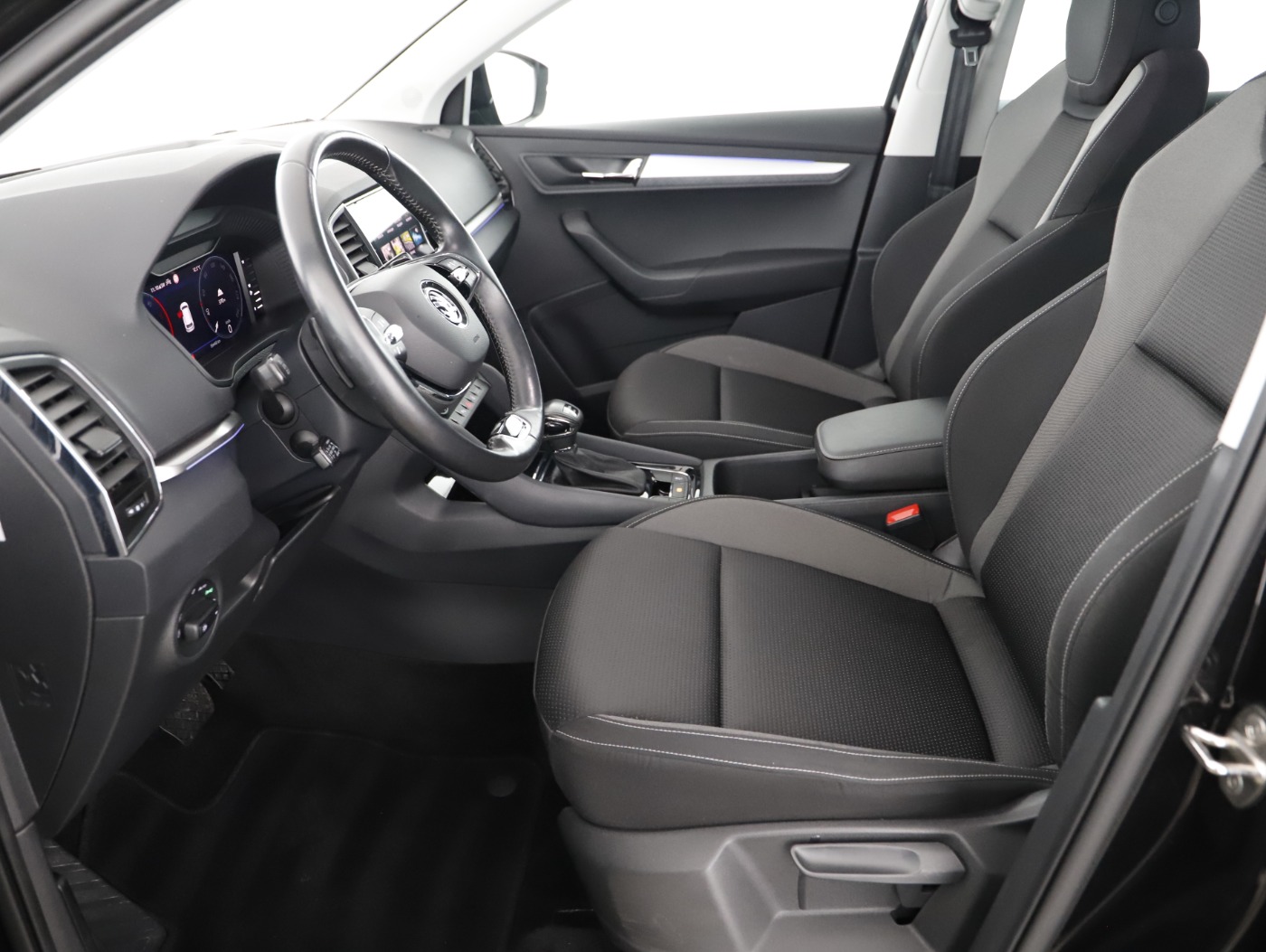 Skoda Karoq 2.0 TDI Ambition | Bild 11 von 29