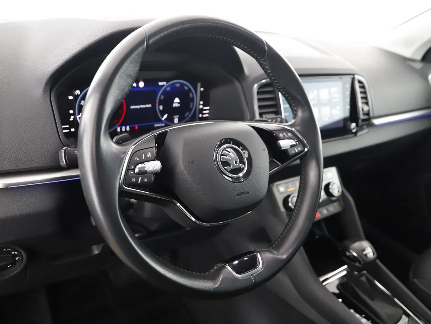 Skoda Karoq 2.0 TDI Ambition | Bild 13 von 29