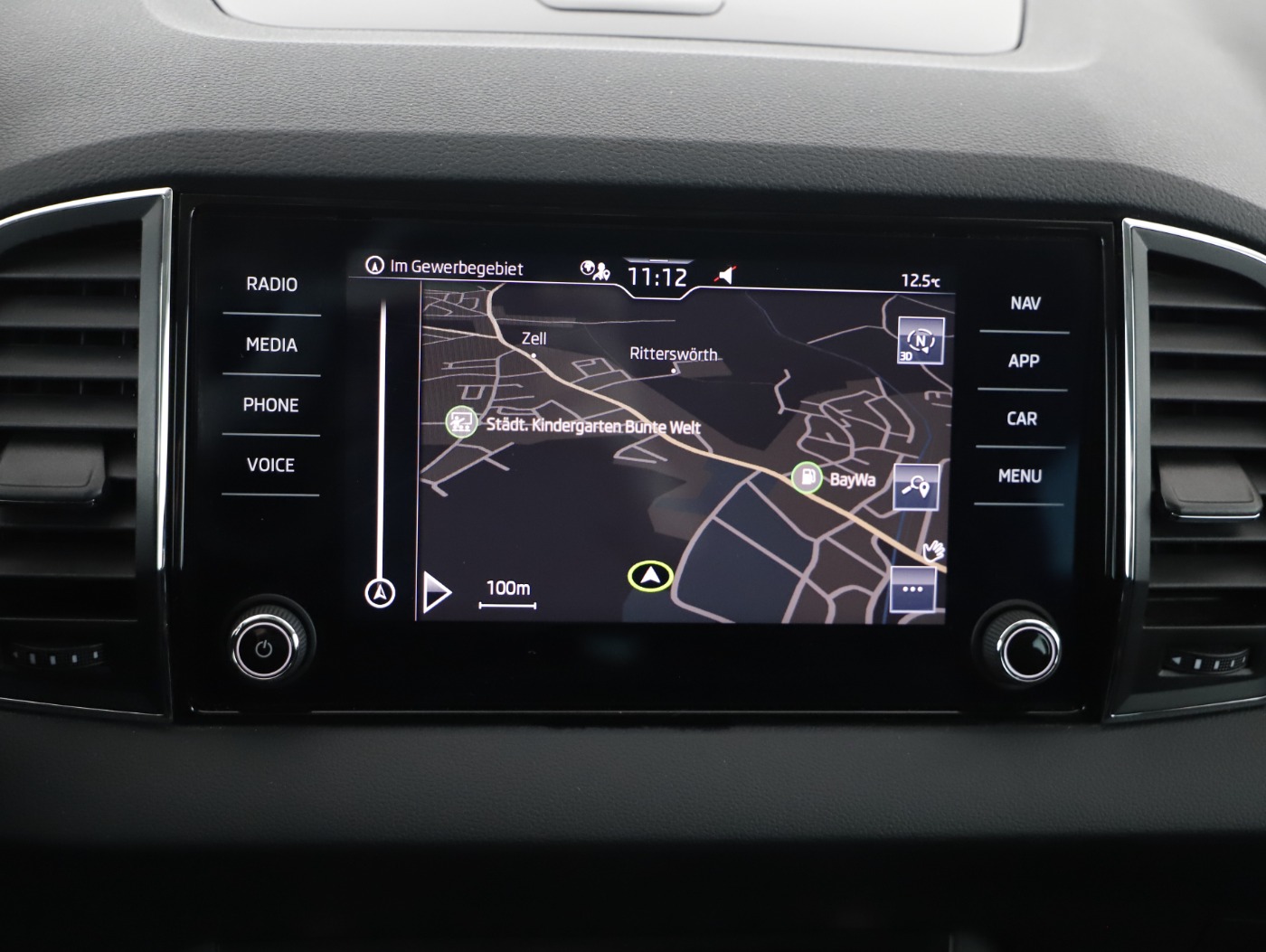 Skoda Karoq 2.0 TDI Ambition | Bild 19 von 29