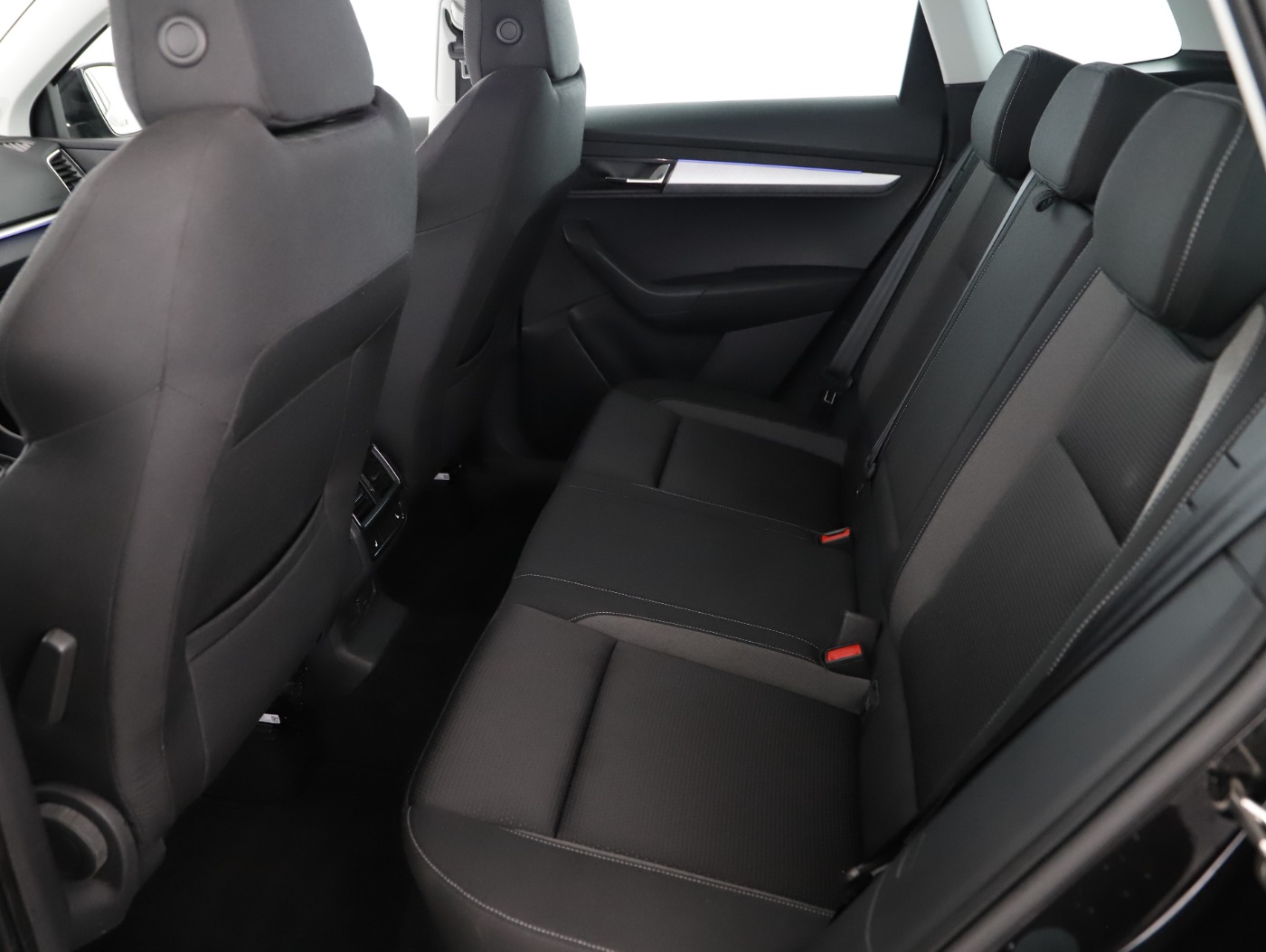 Skoda Karoq 2.0 TDI Ambition | Bild 23 von 29